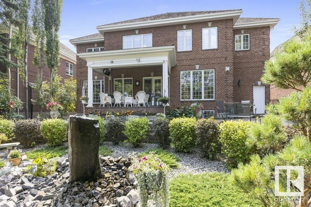 10 KANDLEWICK Close