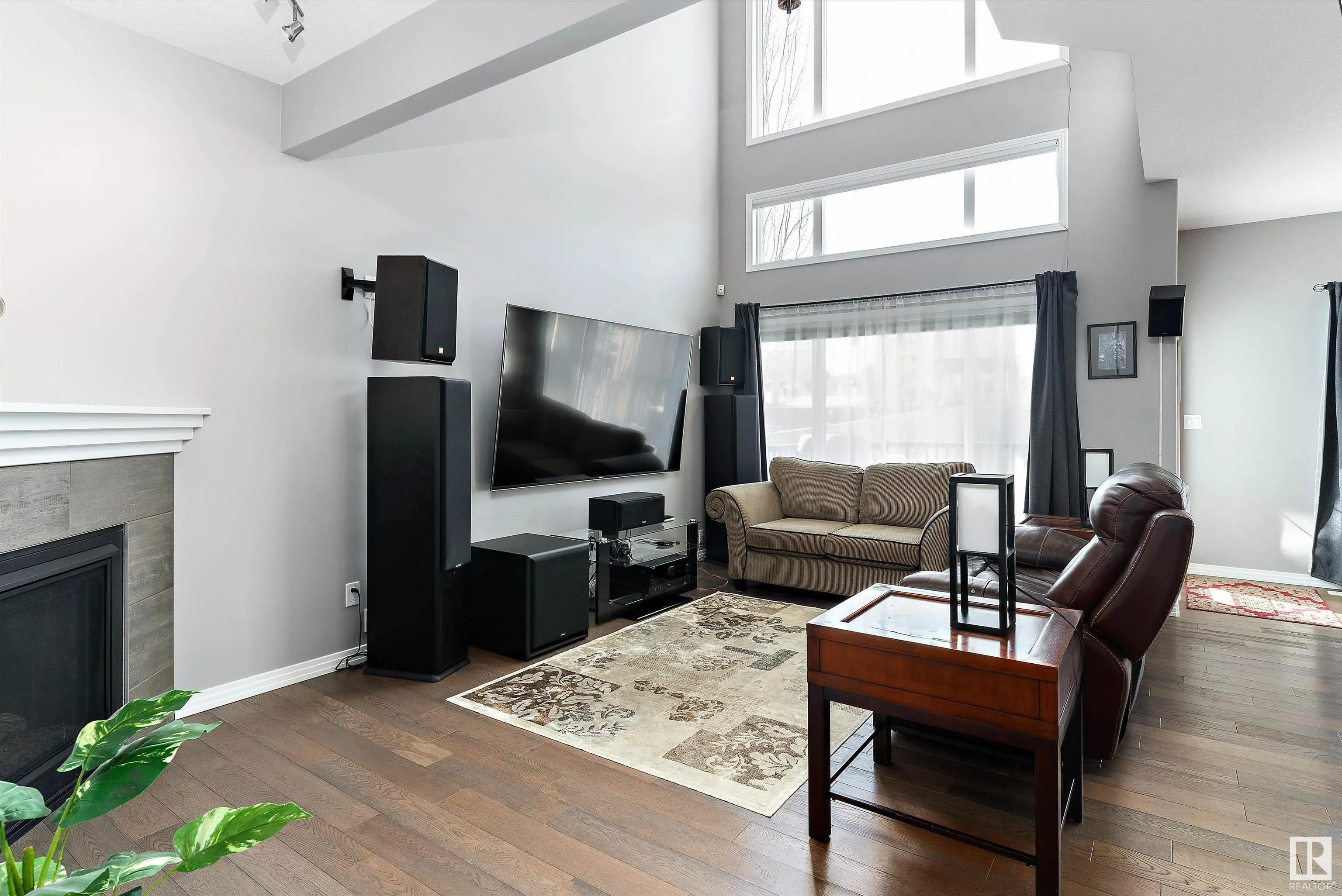 1325 ADAMSON Drive