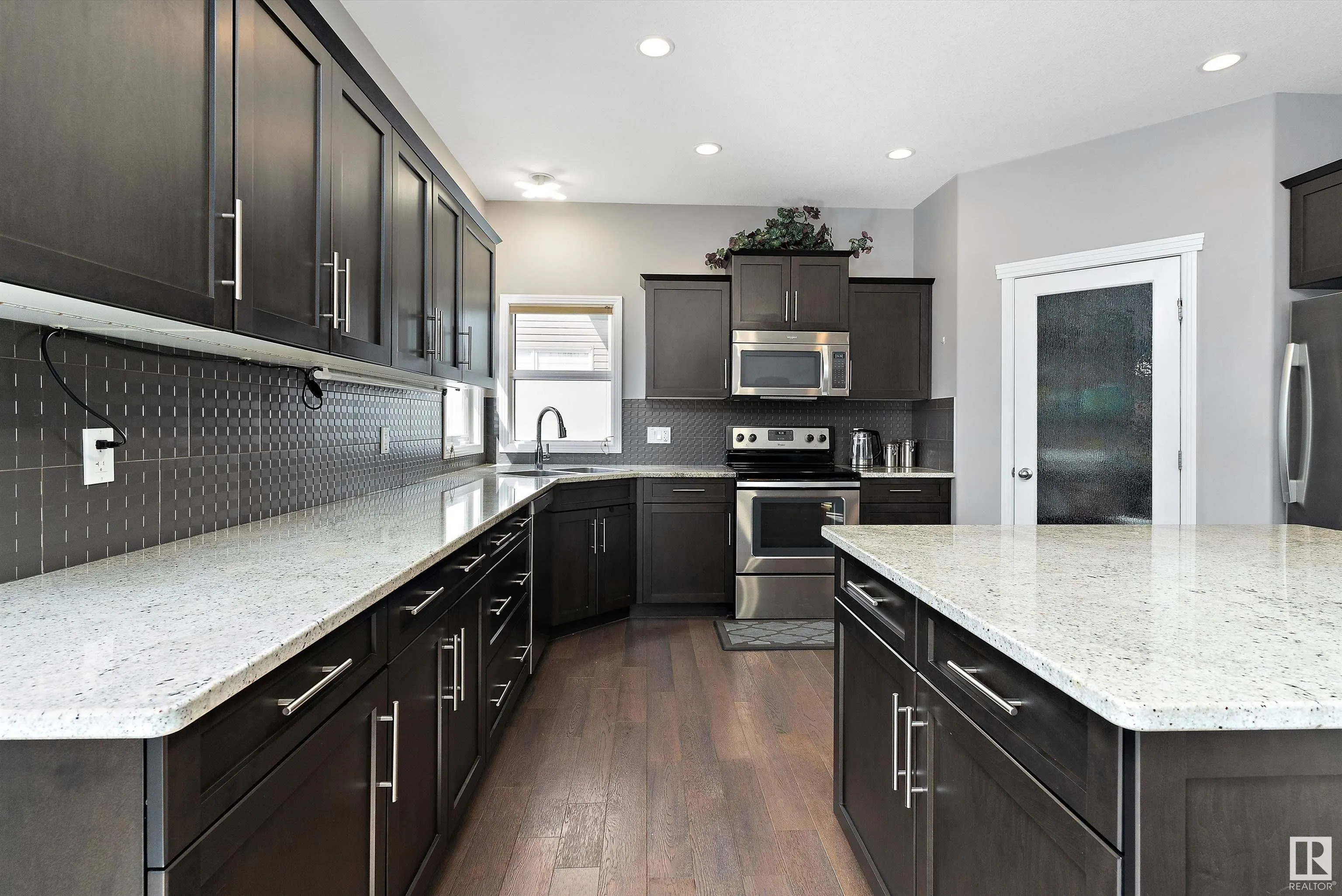 1325 ADAMSON Drive
