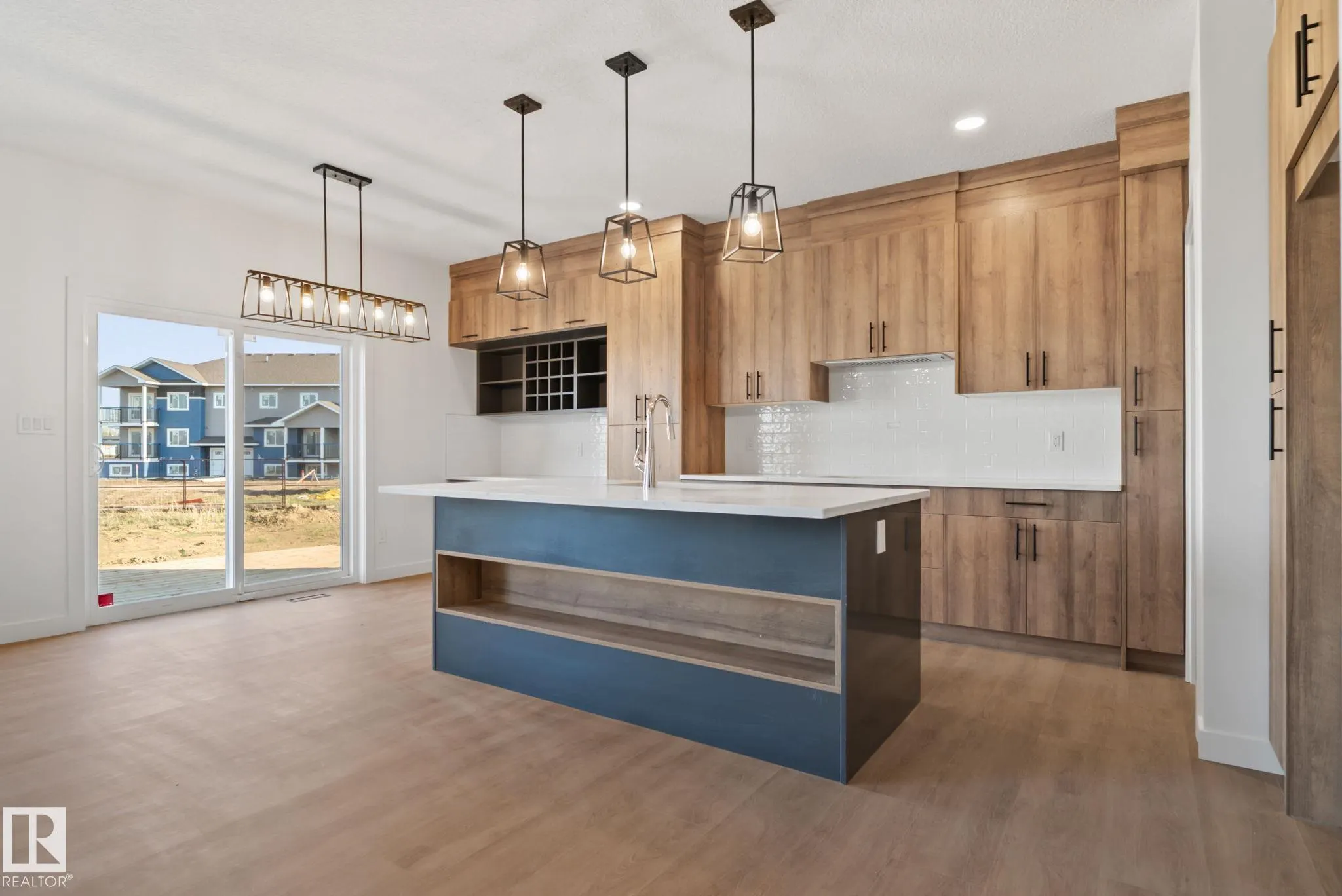 36 SUN MEADOWS Close