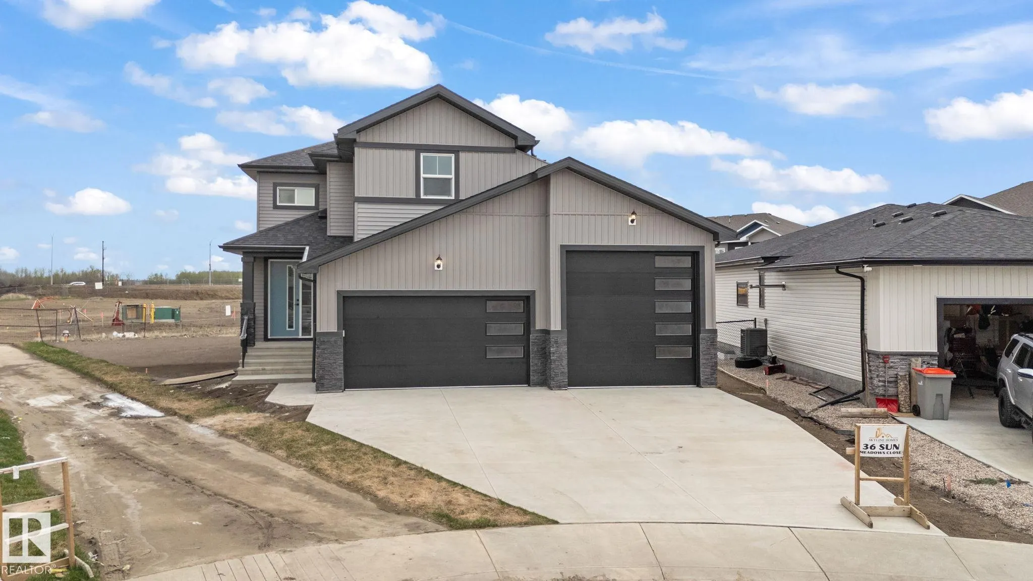 36 SUN MEADOWS Close