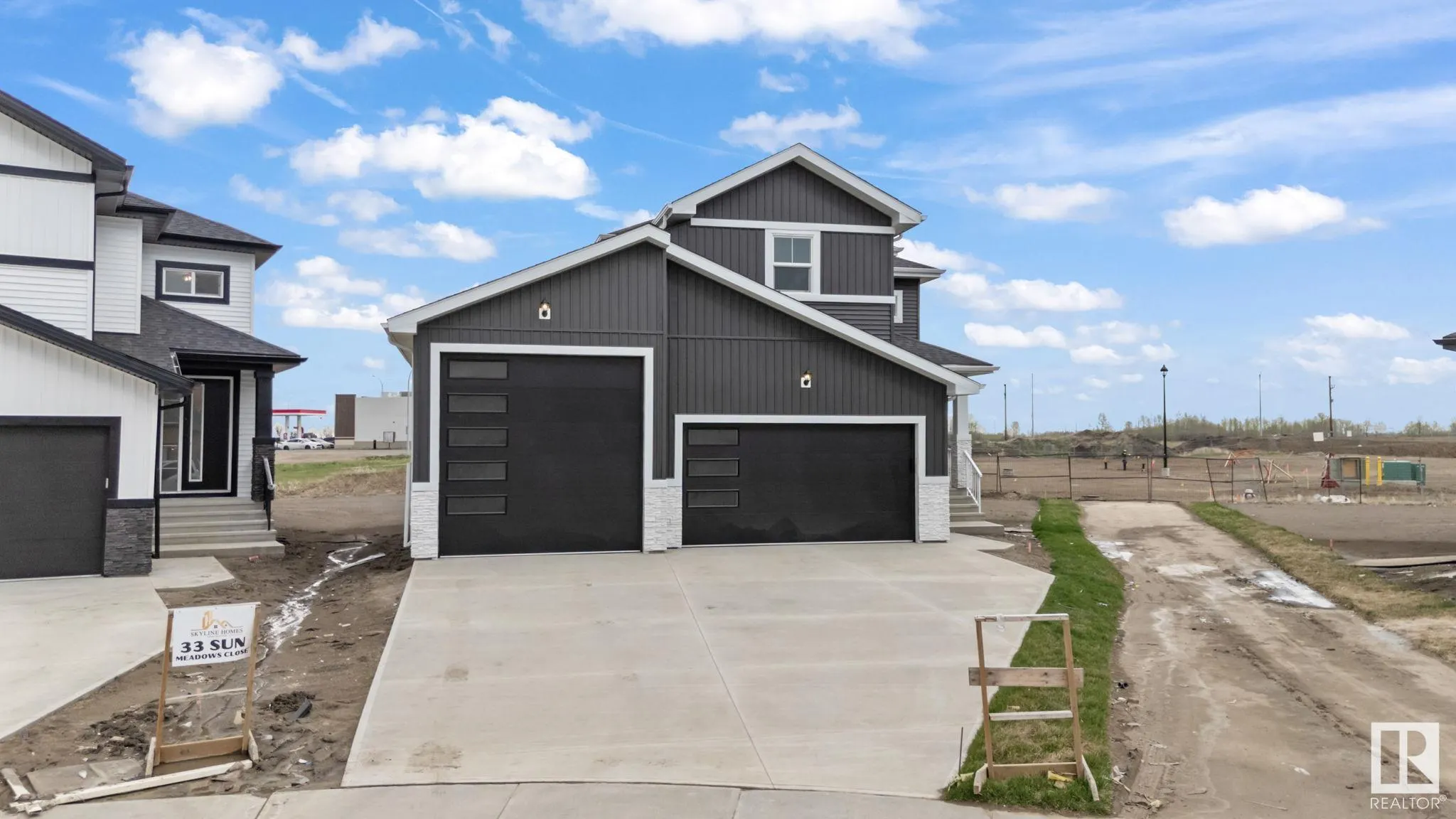 34 SUN MEADOWS Close