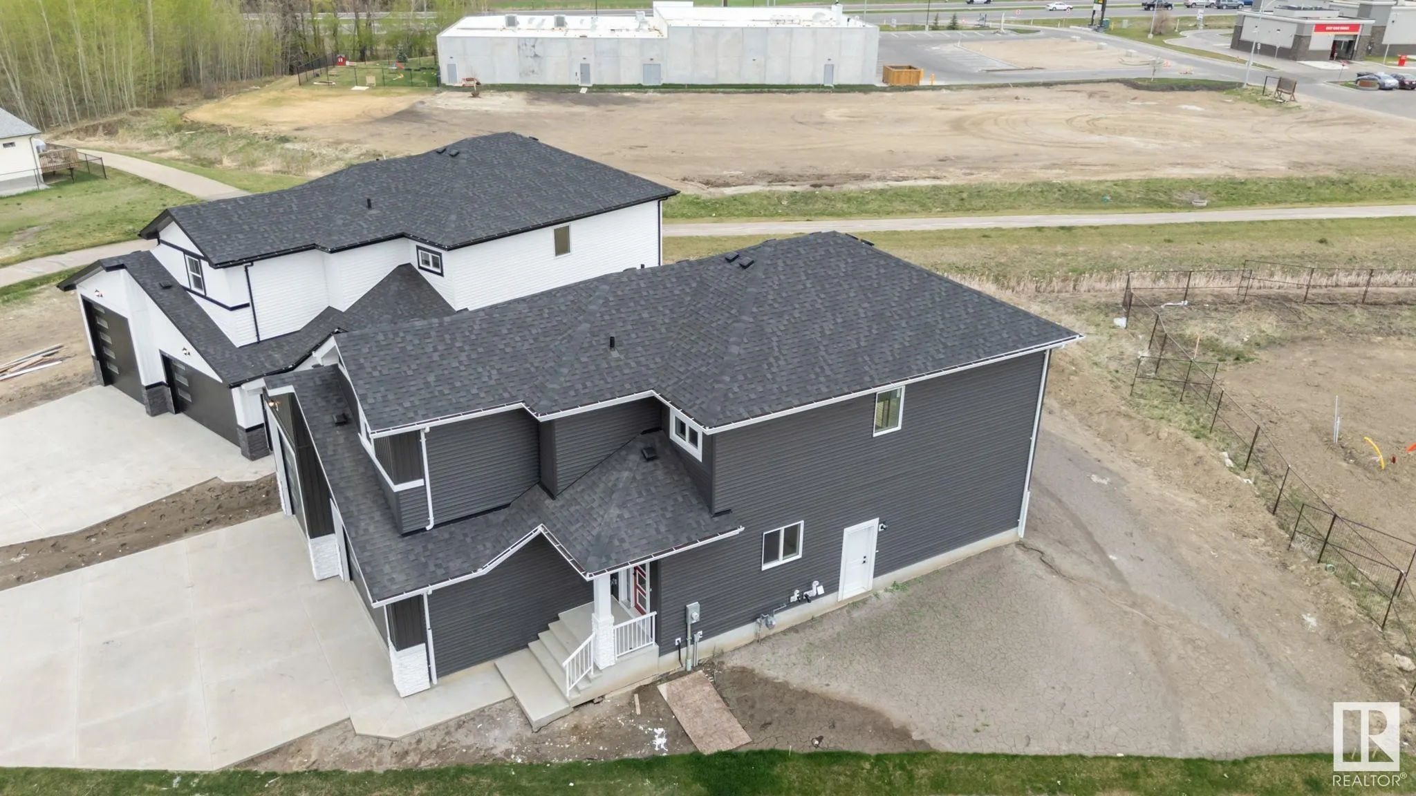 34 SUN MEADOWS Close