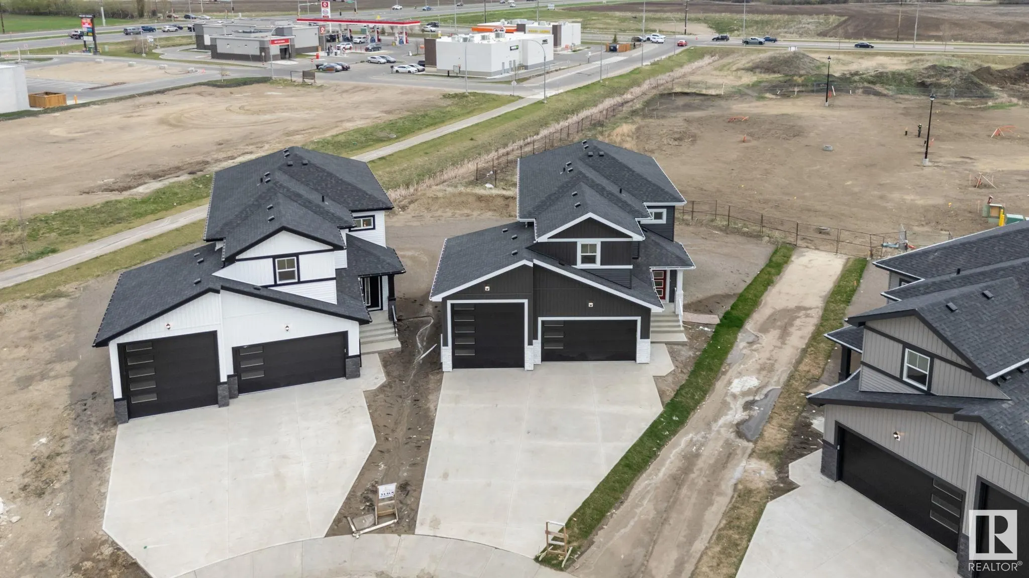 34 SUN MEADOWS Close