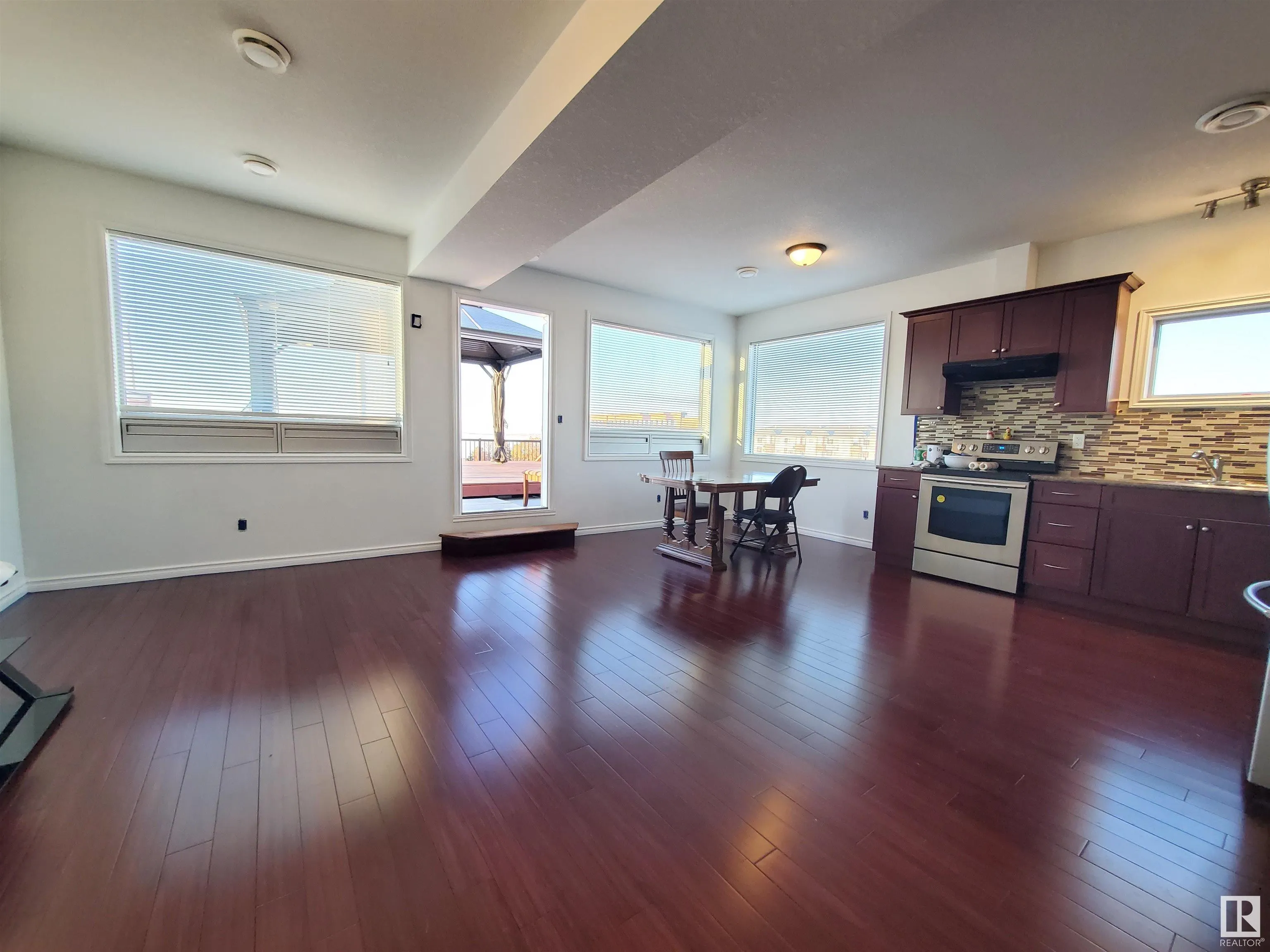 10117 102 Avenue