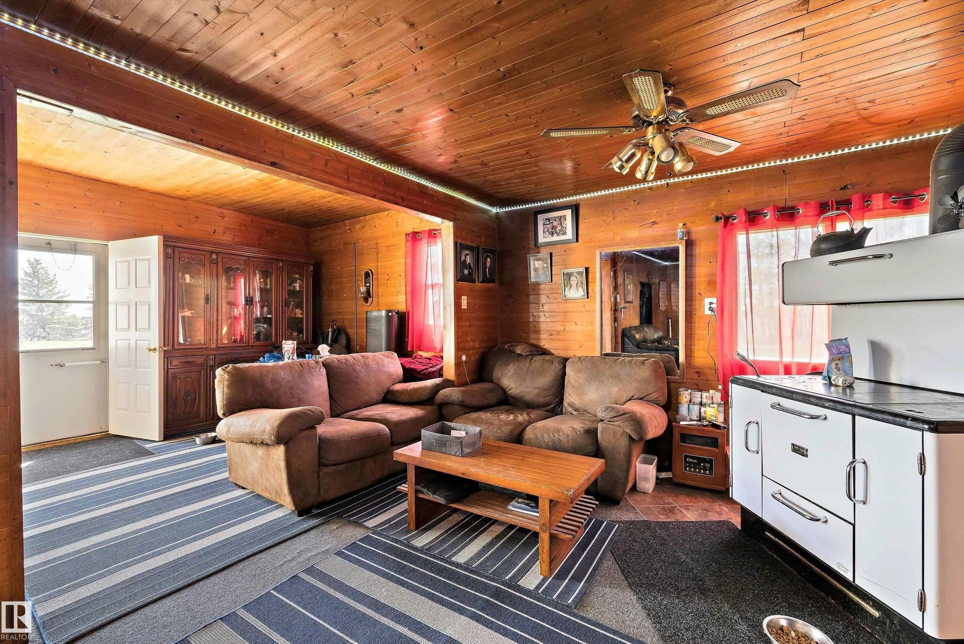 55532 RGE ROAD 250