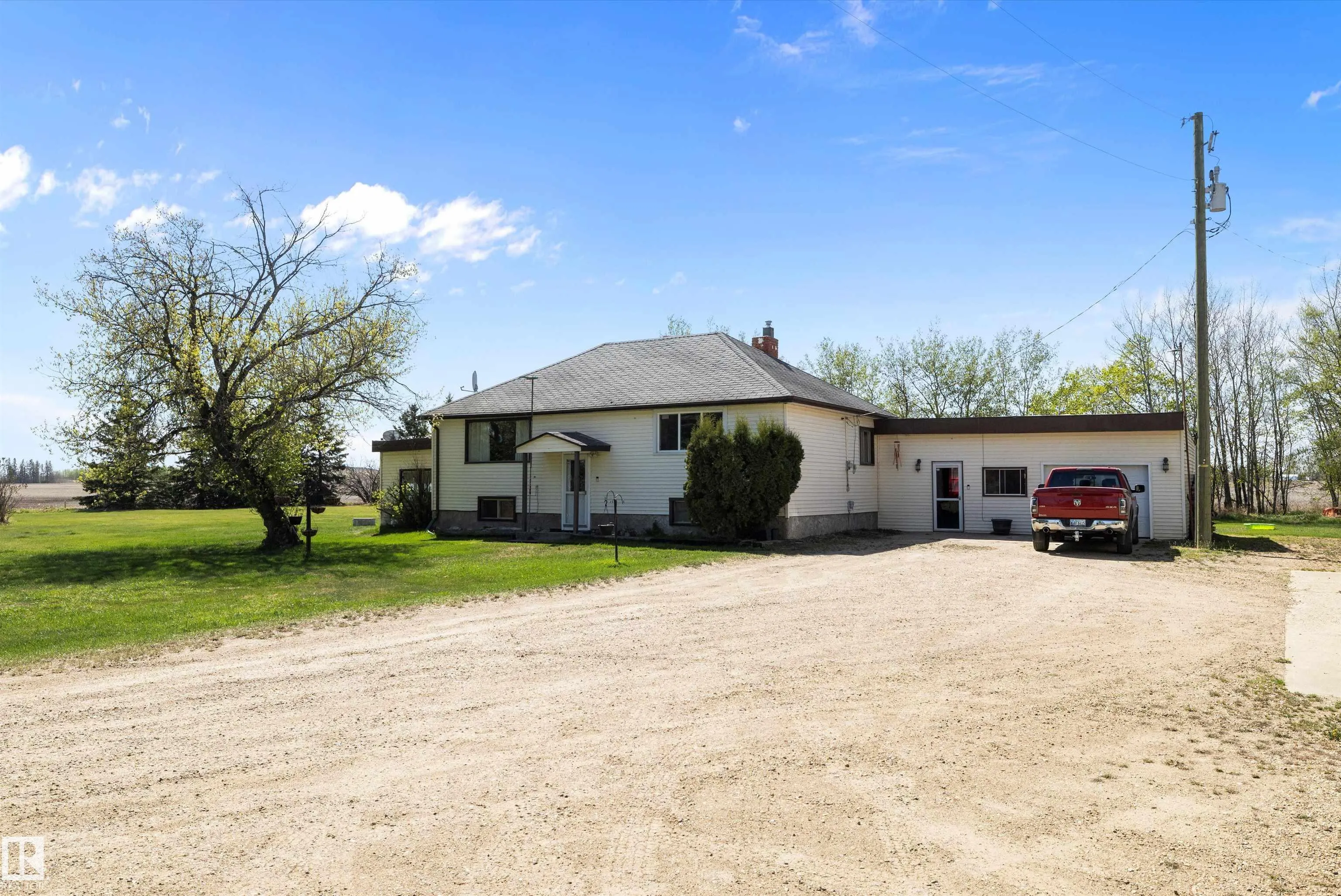 55532 RGE ROAD 250