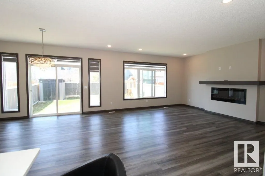 820 177 Street