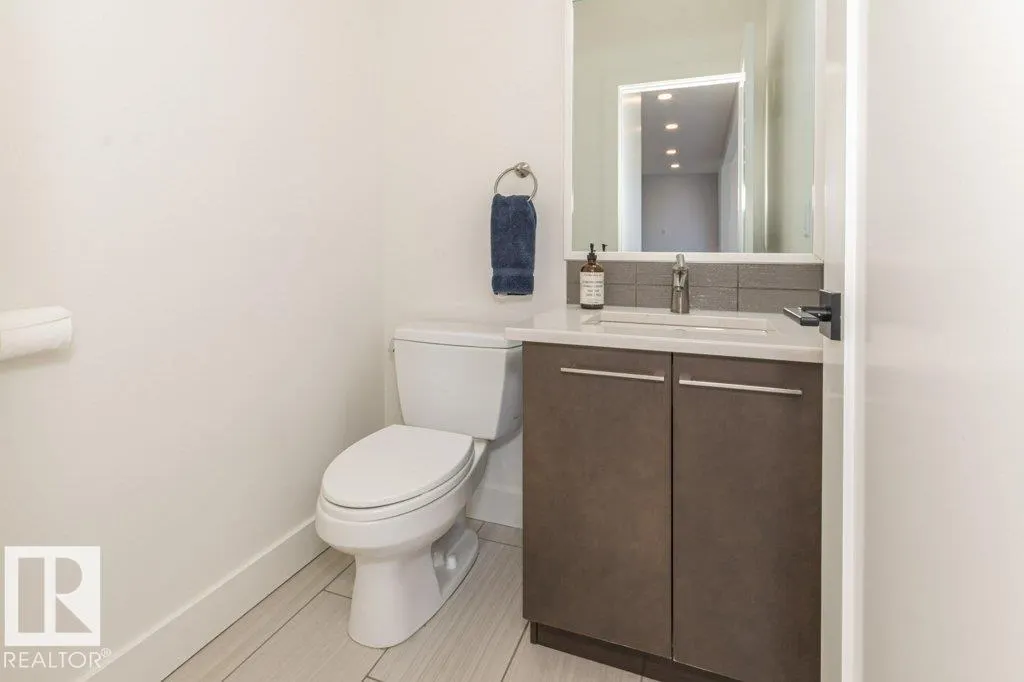 5512 ETOILE Court