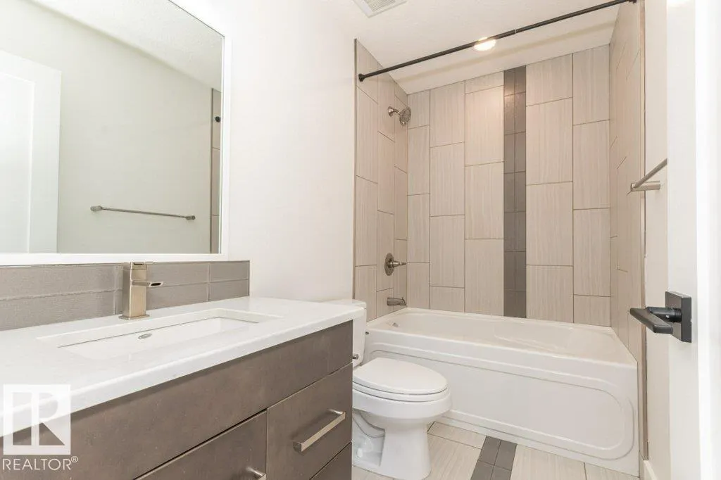 5512 ETOILE Court