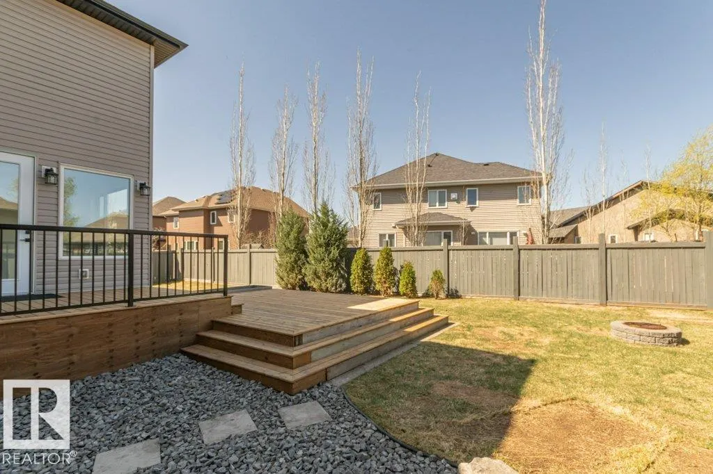 5512 ETOILE Court