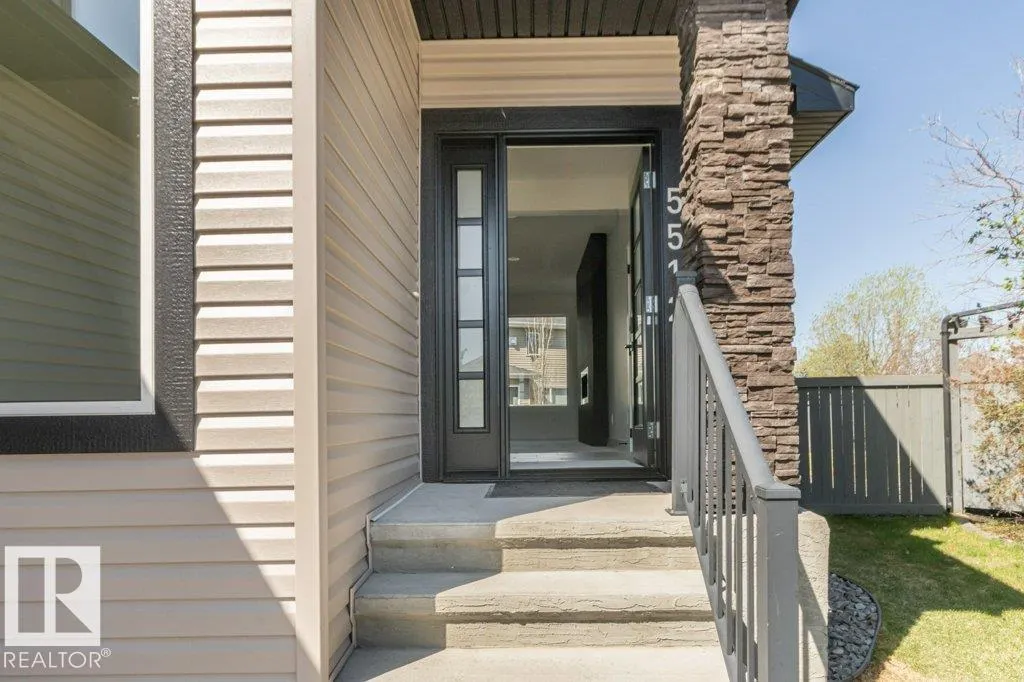 5512 ETOILE Court