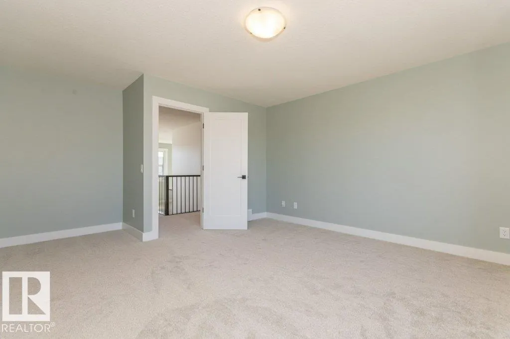 5512 ETOILE Court