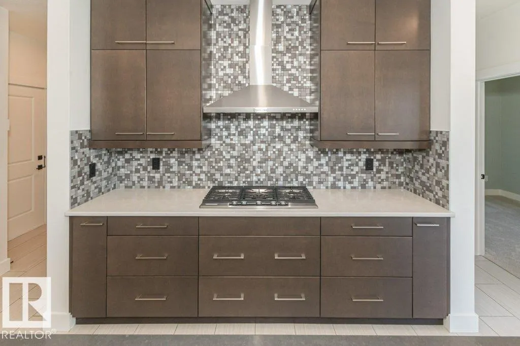5512 ETOILE Court