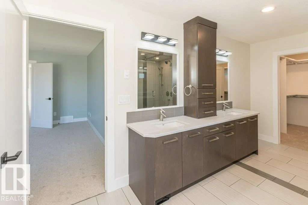 5512 ETOILE Court