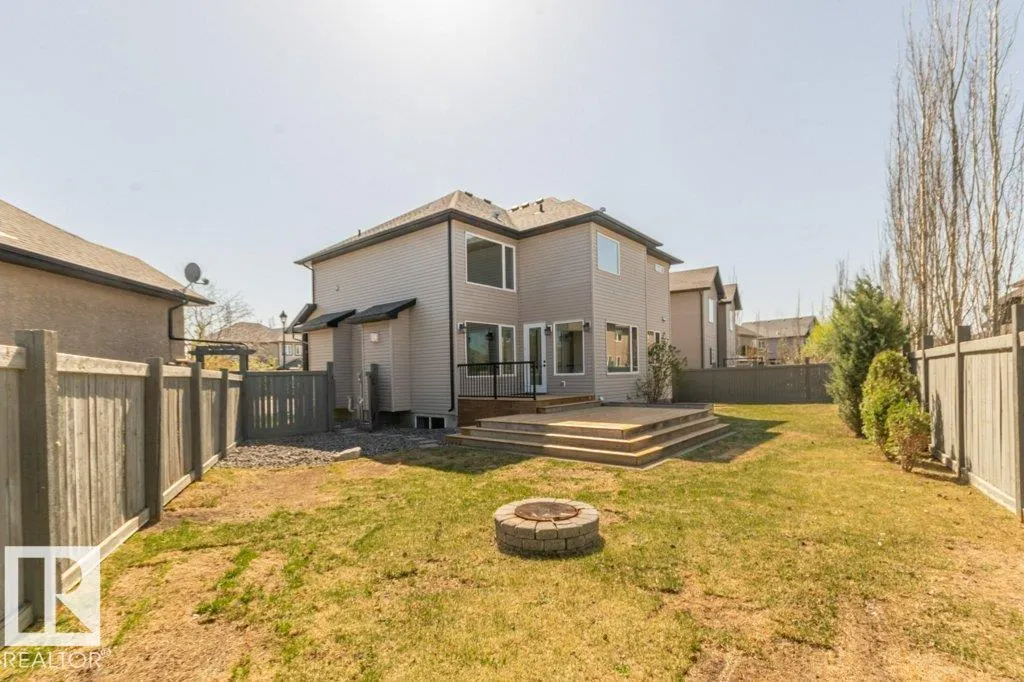 5512 ETOILE Court