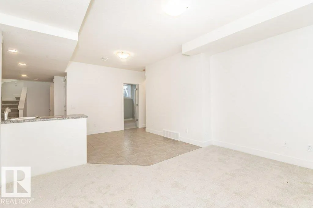 5512 ETOILE Court