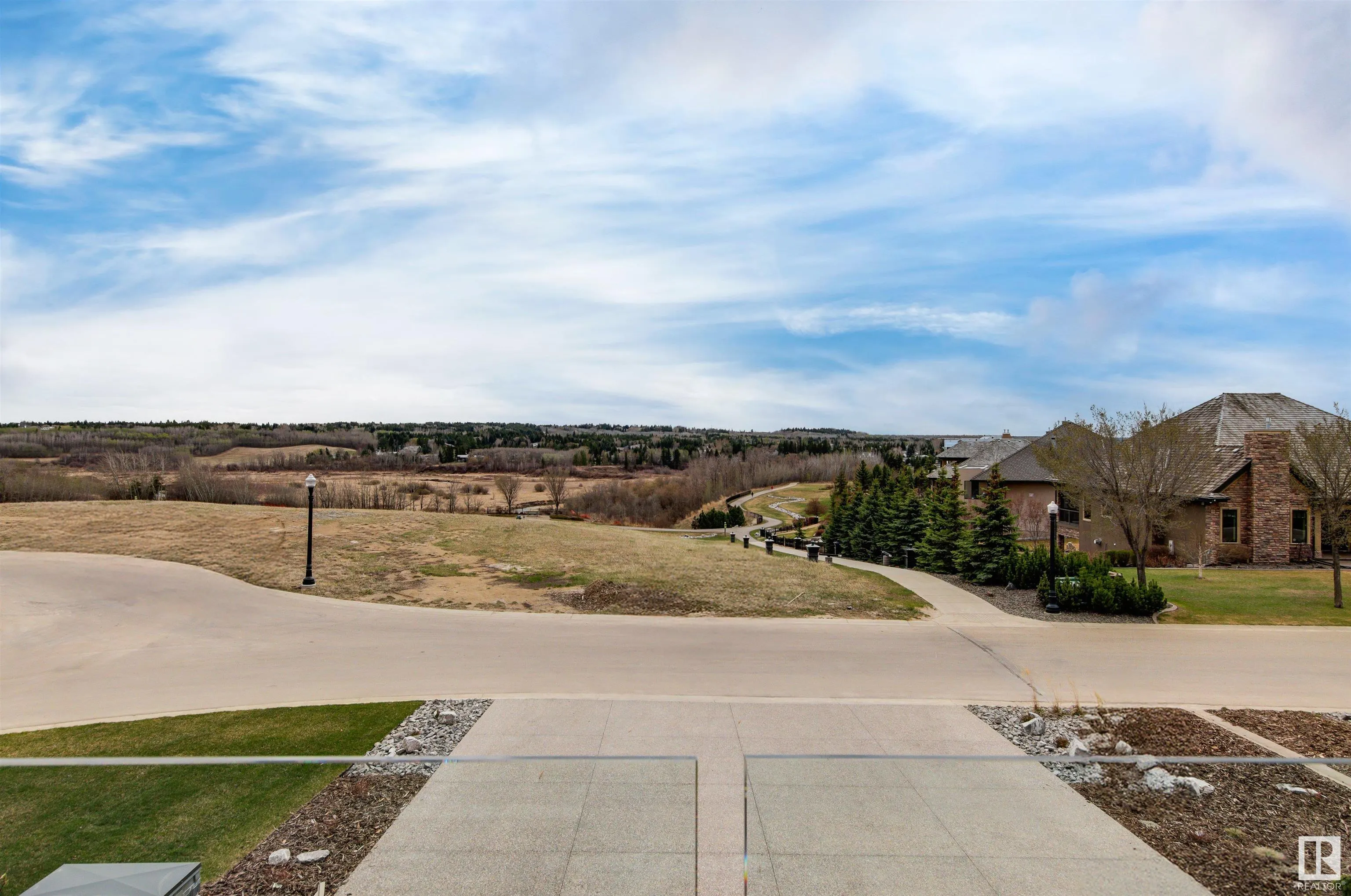 70 Pinnacle Summit