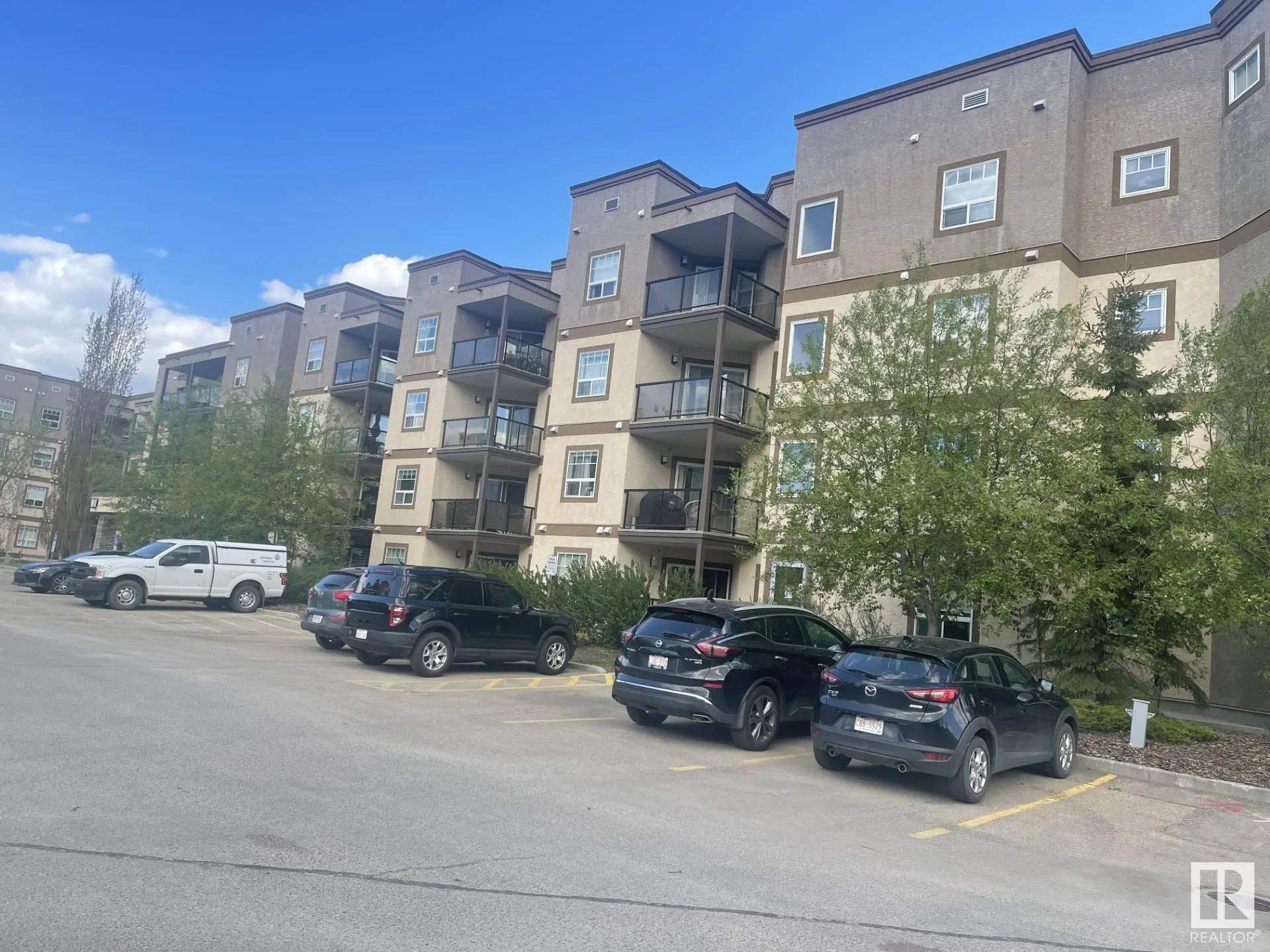 2035 GRANTHAM COURT
