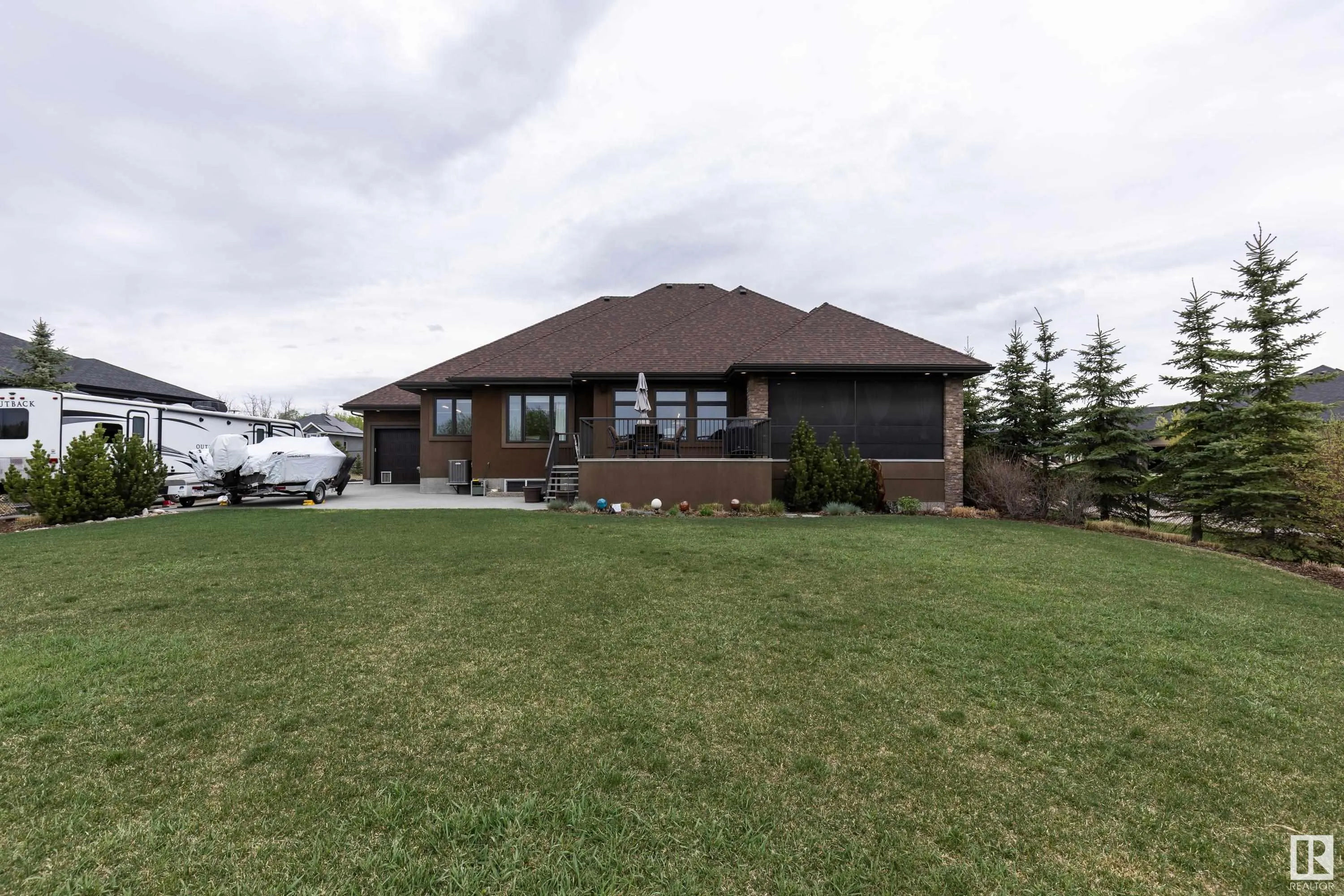 272 52367 RGE ROAD 223