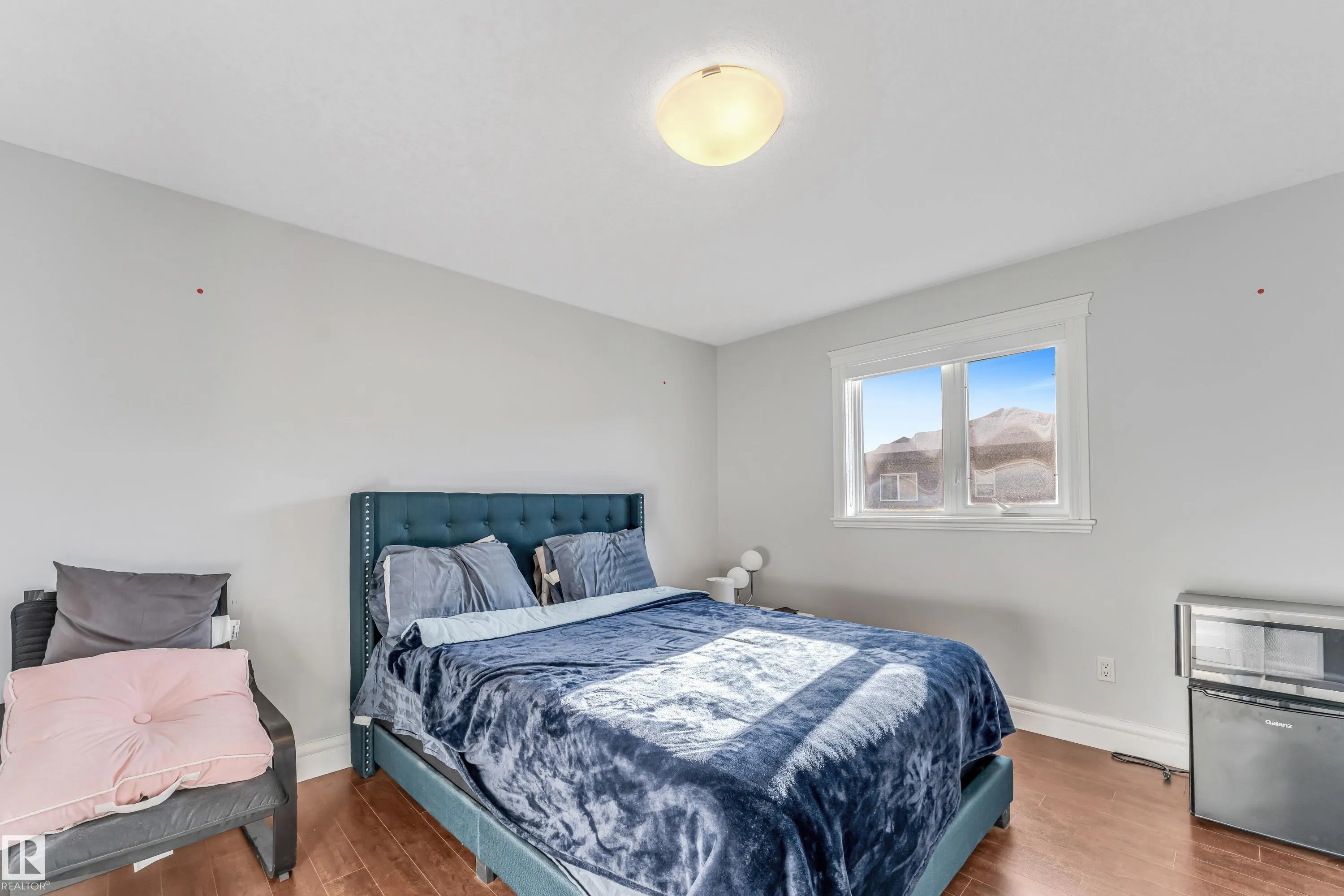 16756 60 Street