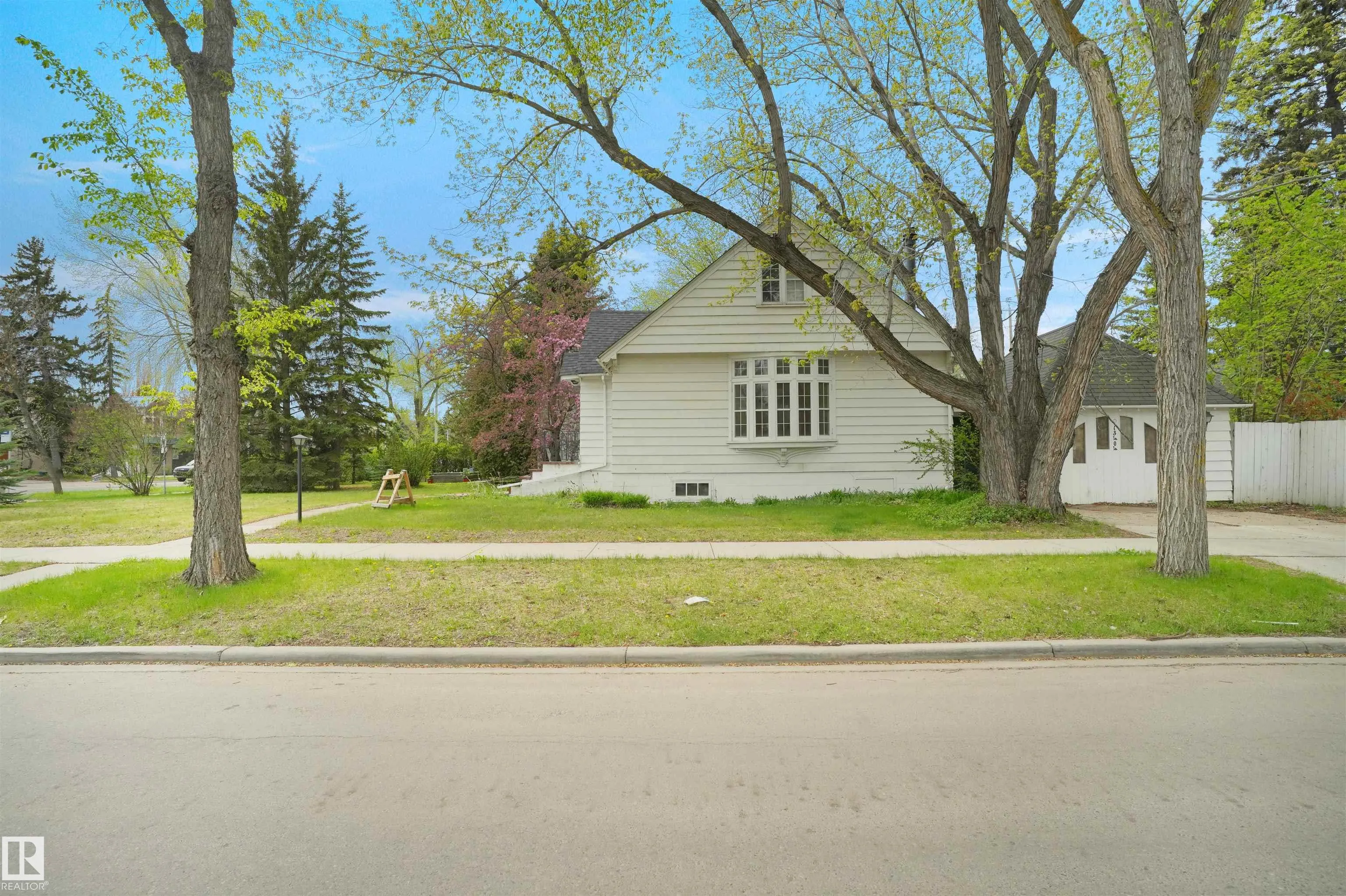 13404 102 Avenue