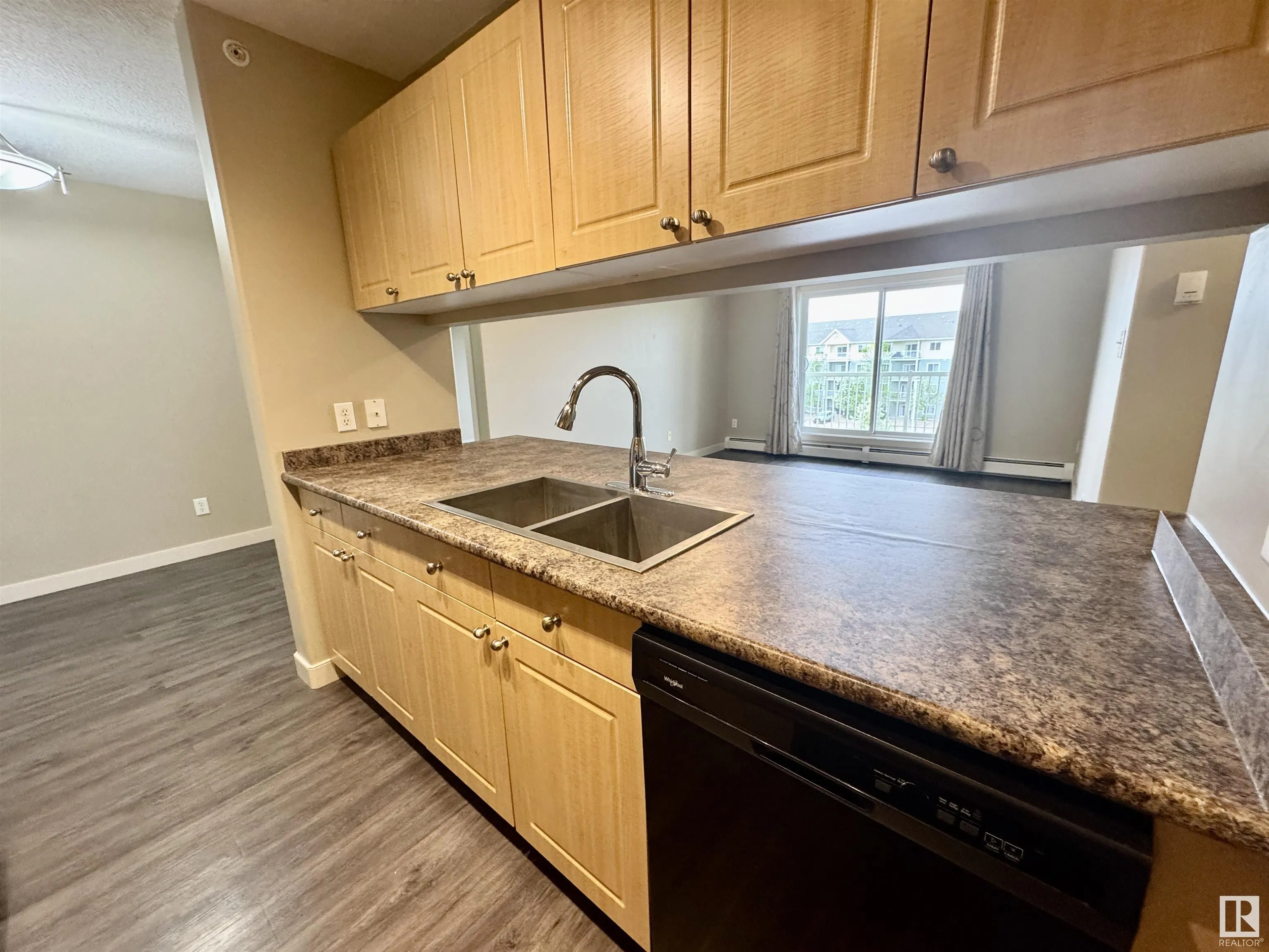 70 WOODSMERE Close