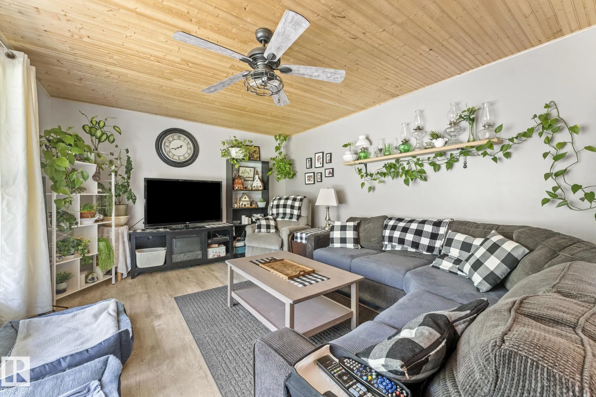 54259 RGE ROAD 210