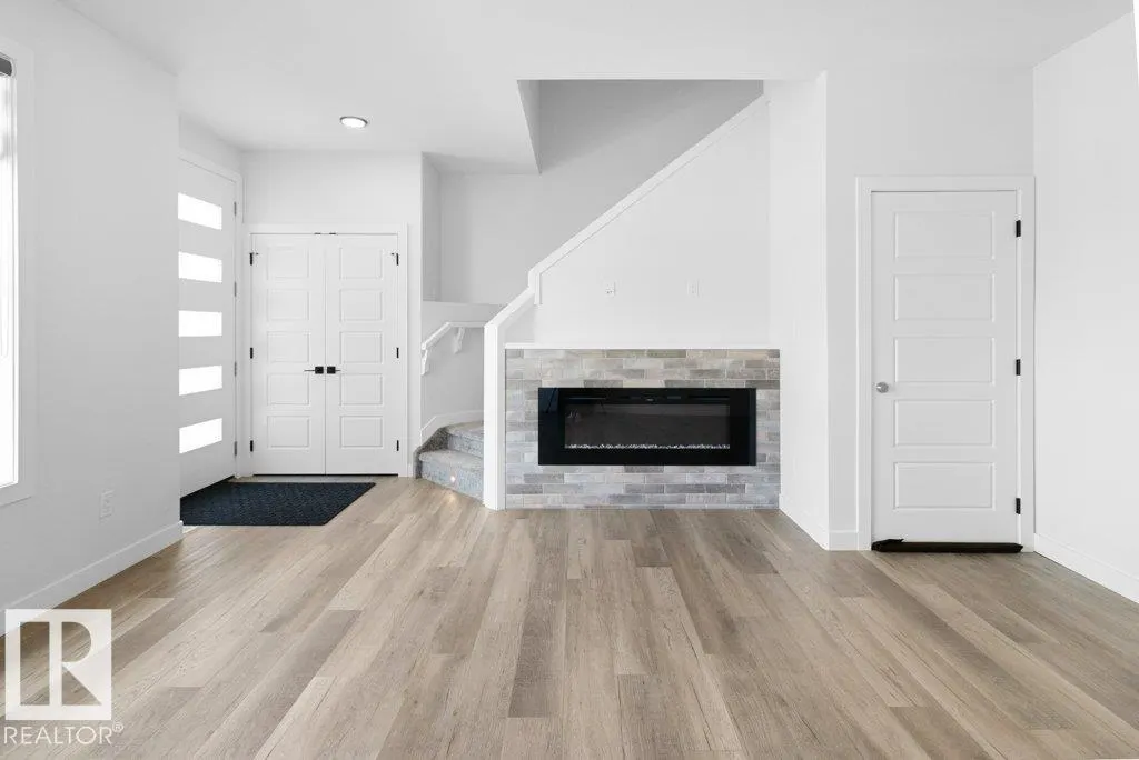 184 CALEDONIA Drive
