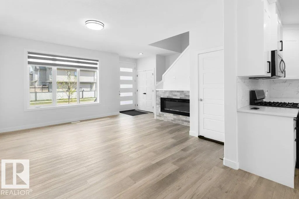 184 CALEDONIA Drive
