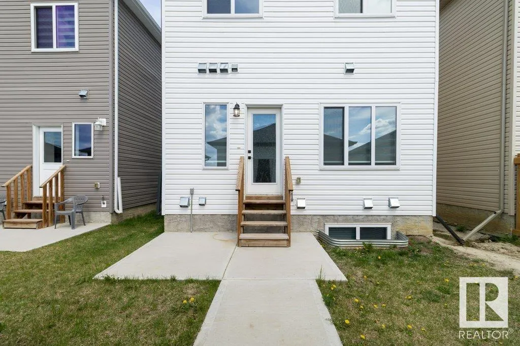 184 CALEDONIA Drive