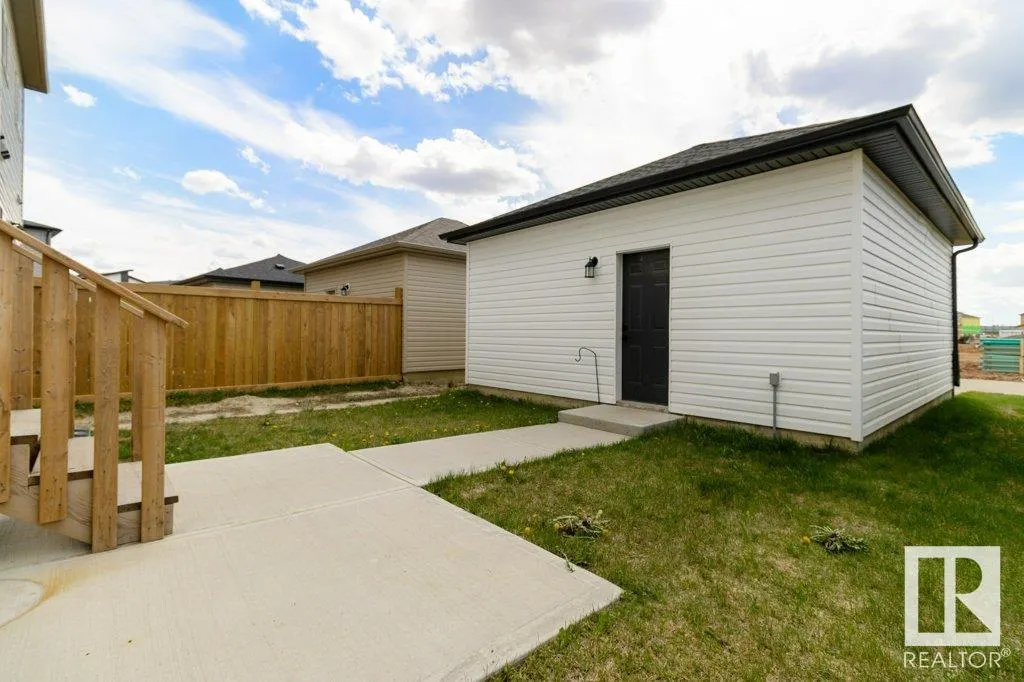 184 CALEDONIA Drive