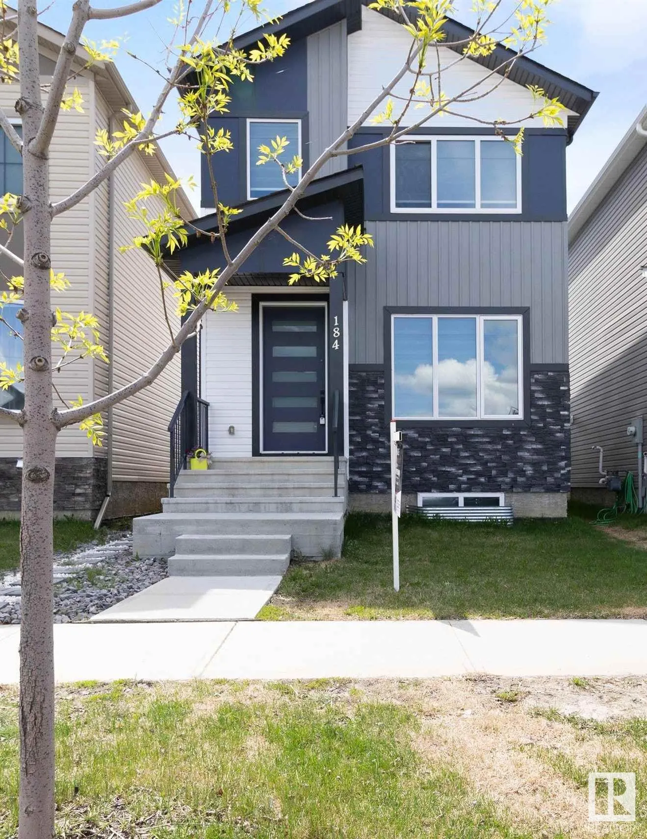 184 CALEDONIA Drive