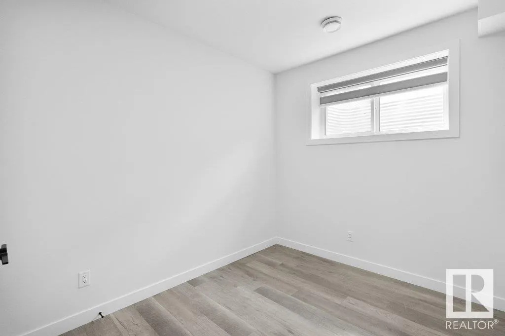 184 CALEDONIA Drive