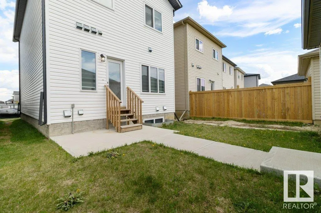 184 CALEDONIA Drive
