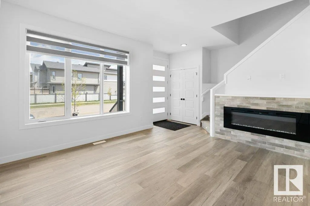 184 CALEDONIA Drive