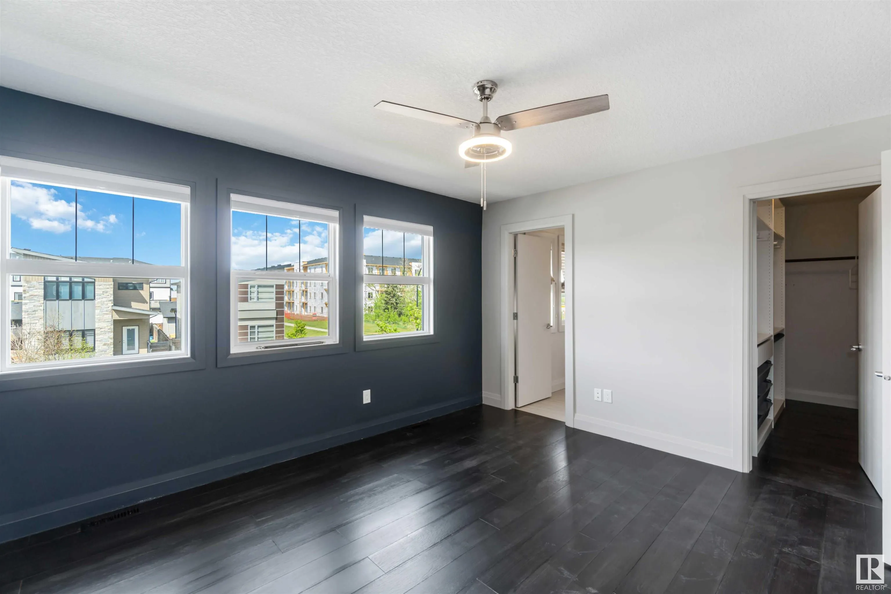26 KENTON Way