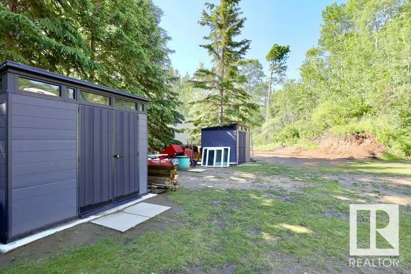 101 Glenhaven Crescent