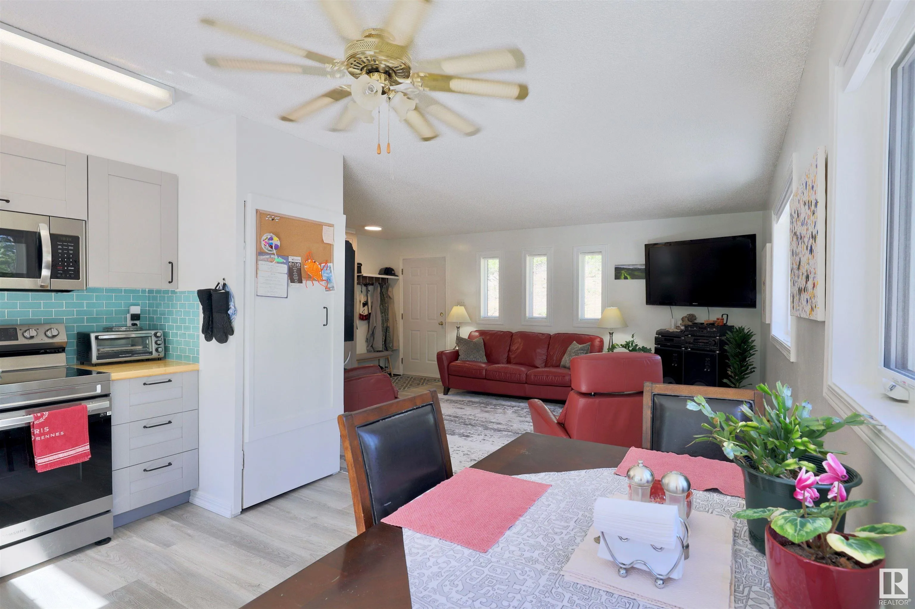 101 Glenhaven Crescent