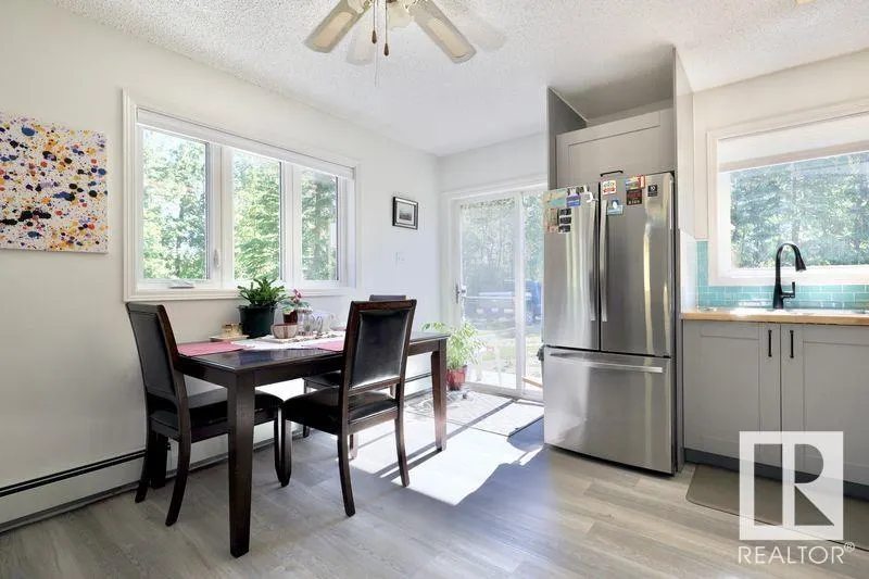 101 Glenhaven Crescent