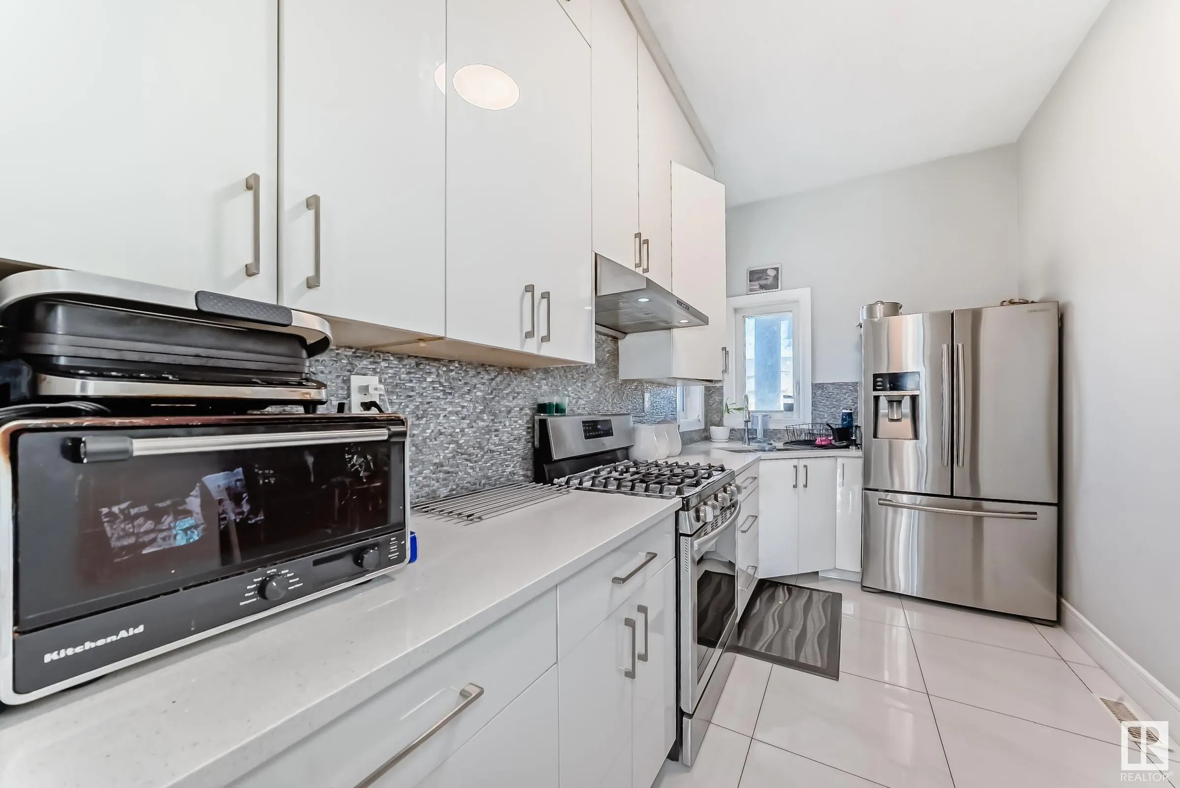 52105 RGE ROAD 225