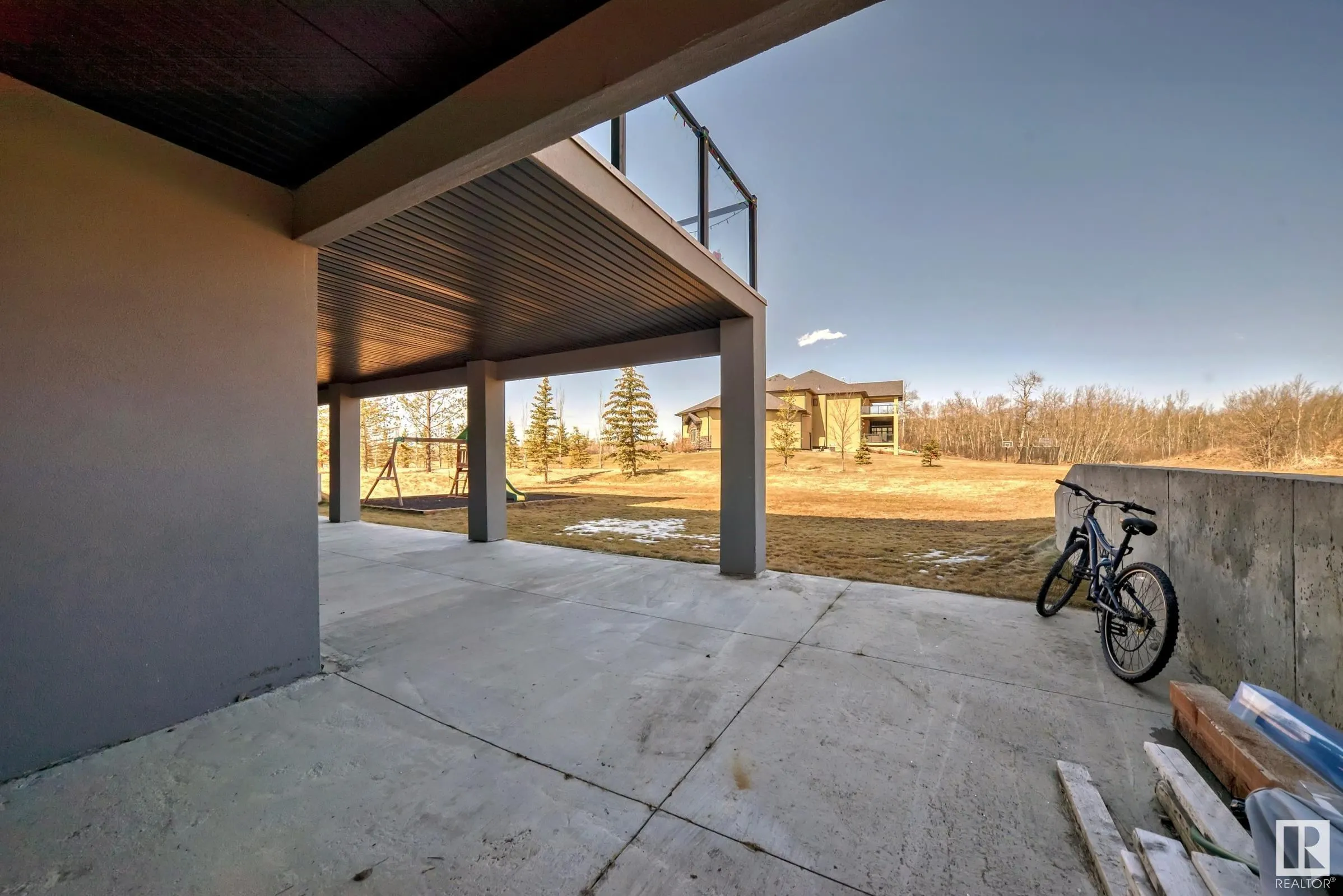 52105 RGE ROAD 225