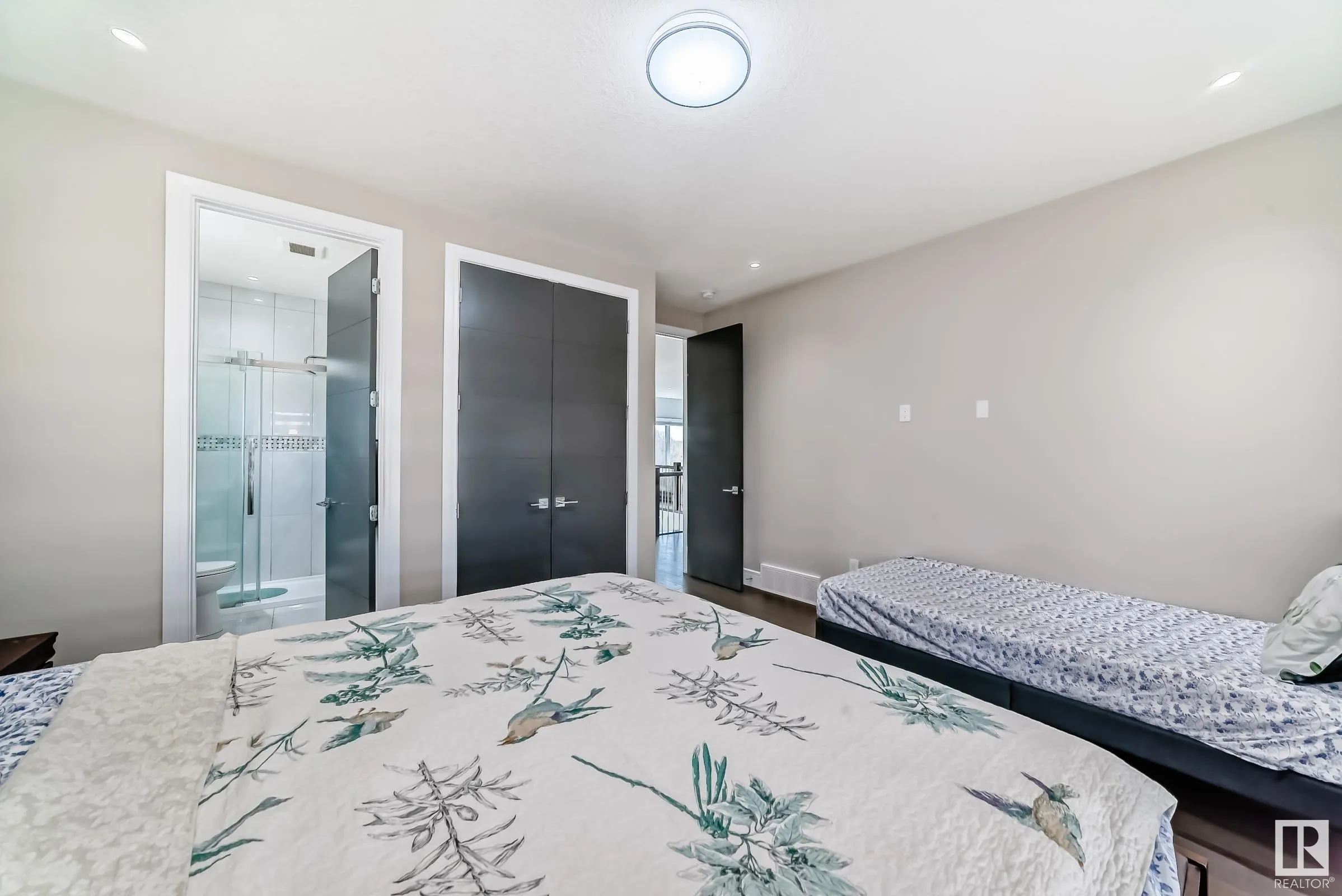 52105 RGE ROAD 225