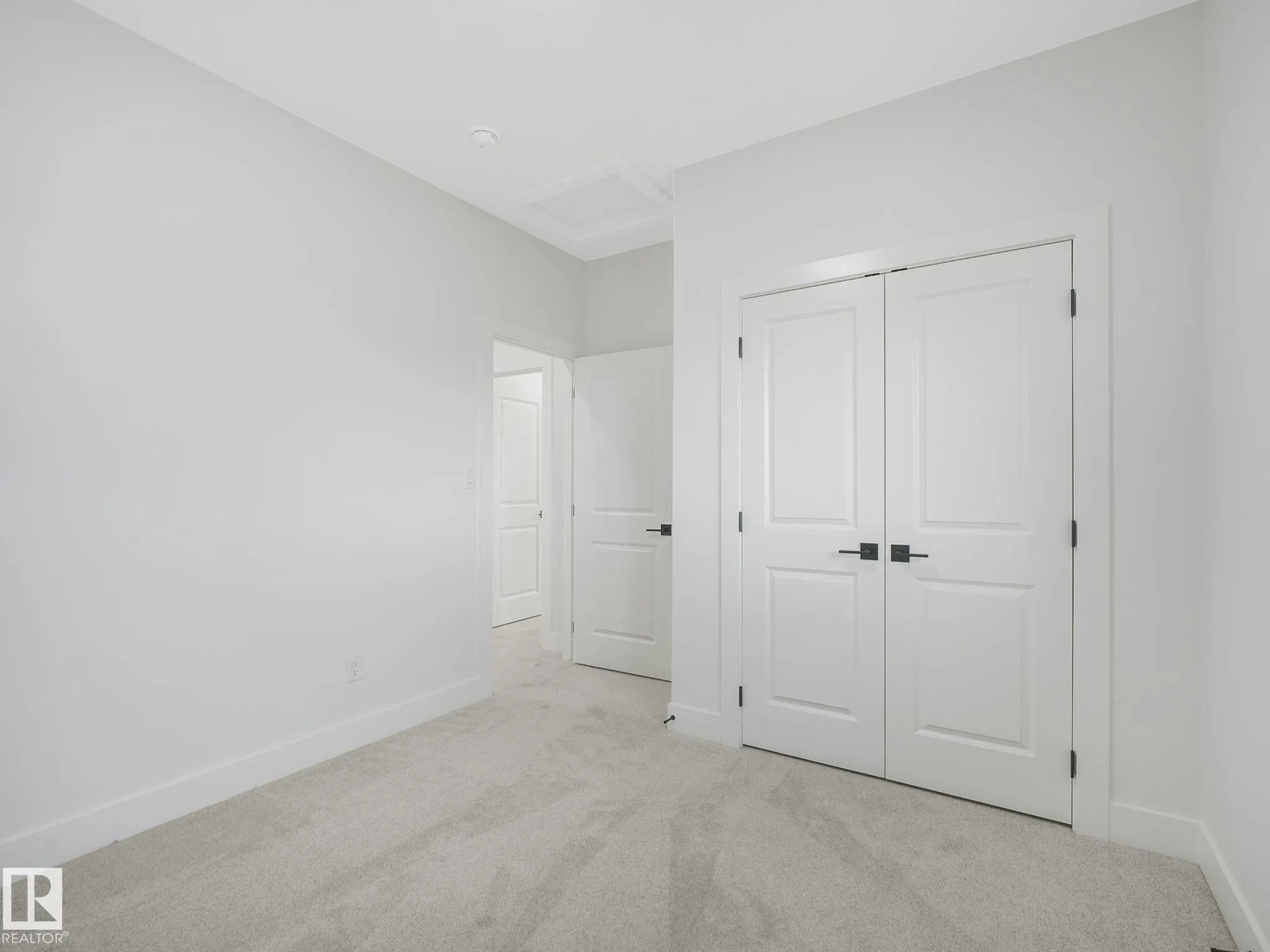 141 Creekside Lane