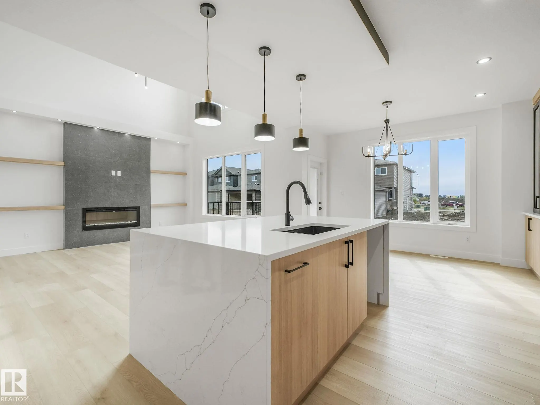 141 Creekside Lane