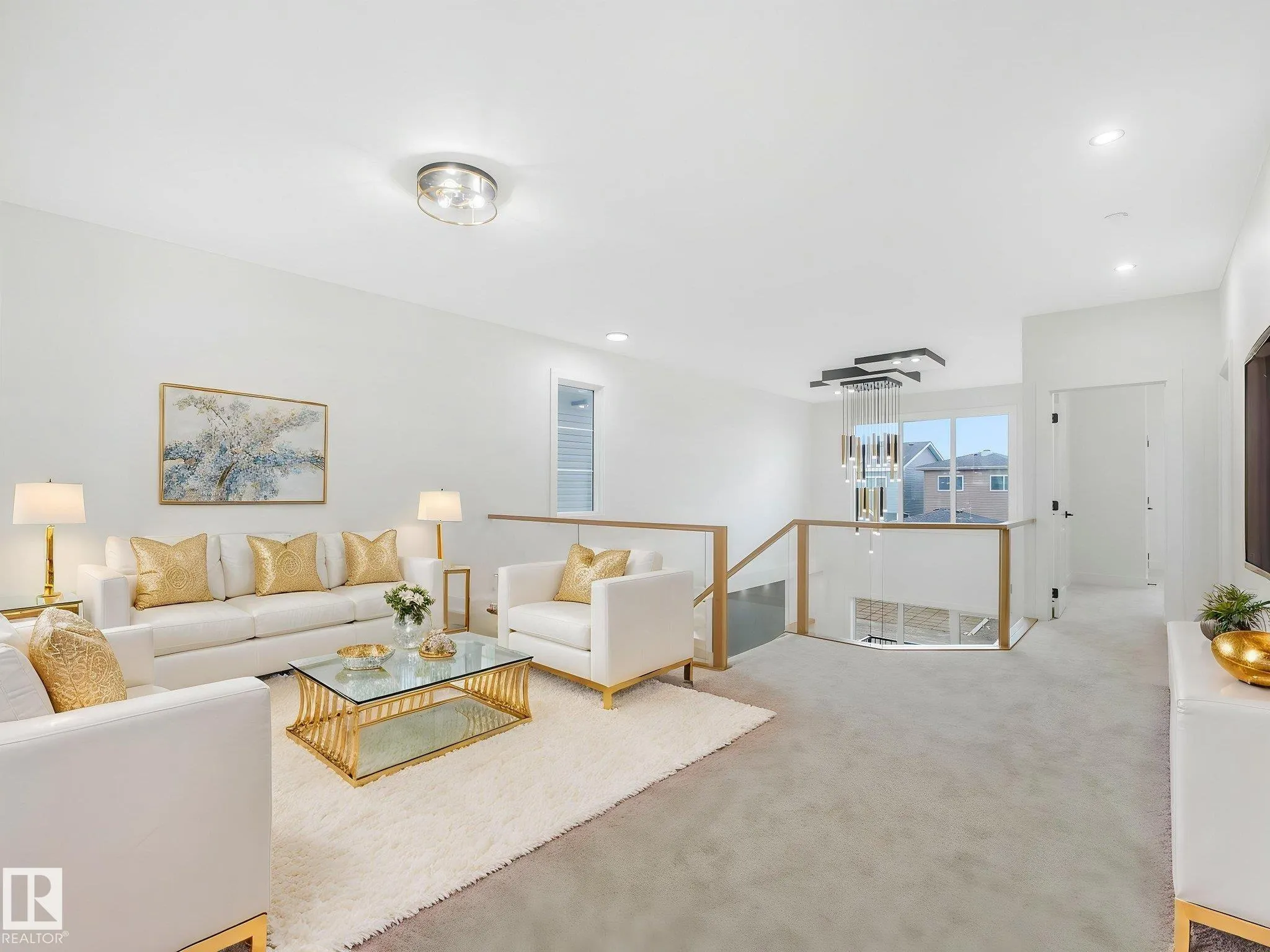 141 Creekside Lane