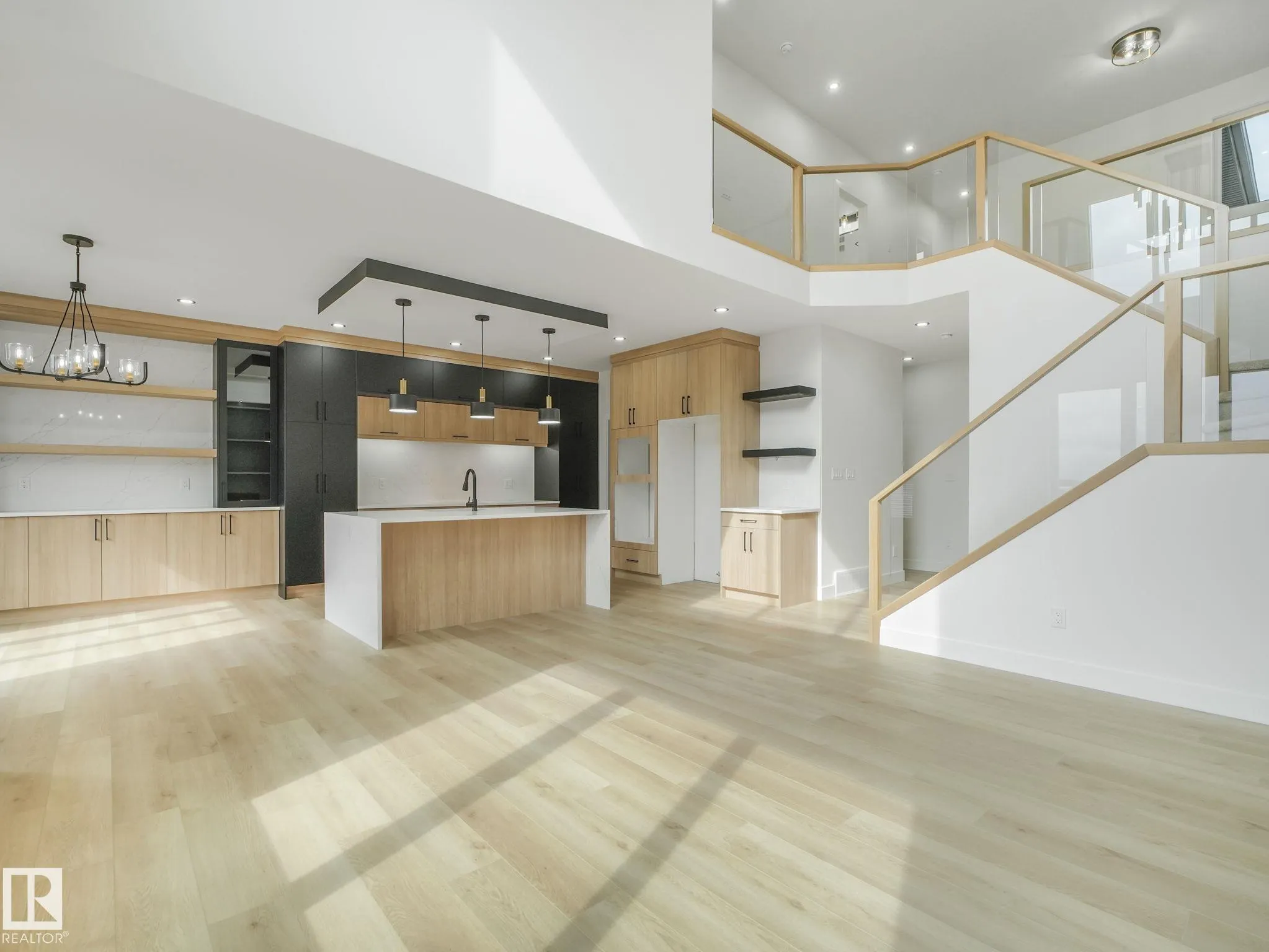 141 Creekside Lane