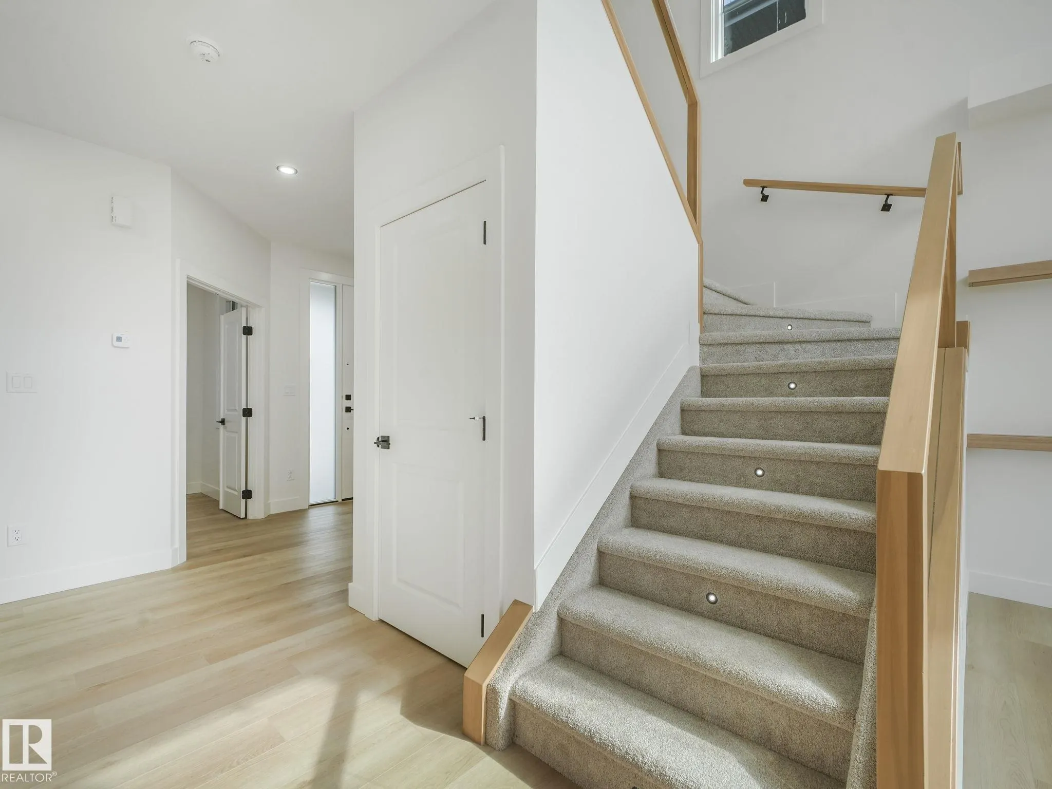 141 Creekside Lane