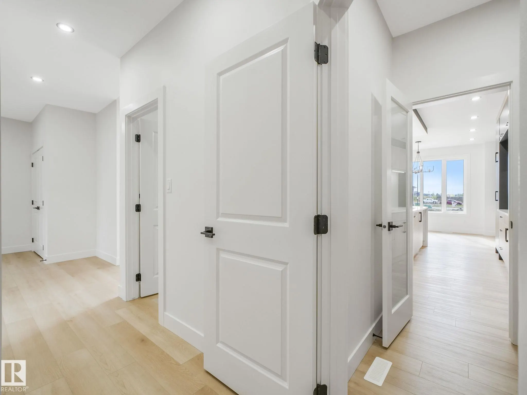 141 Creekside Lane
