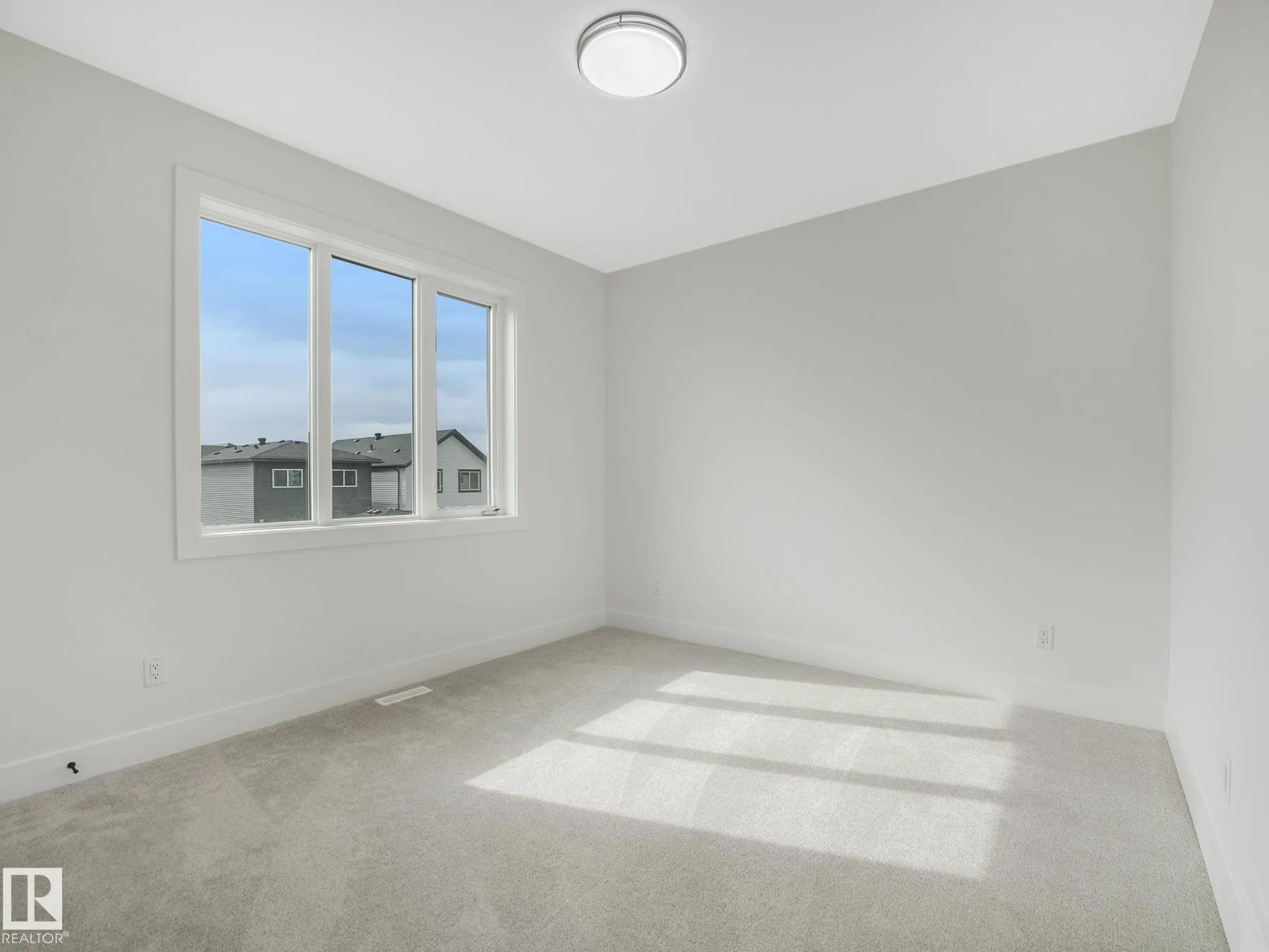 141 Creekside Lane